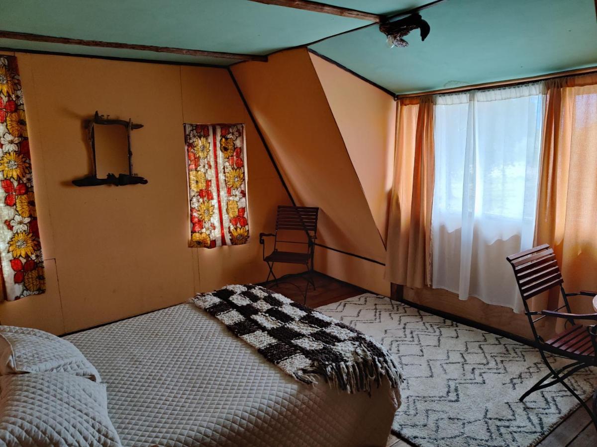 Hosteria Huemules Puerto Guadal Ngoại thất bức ảnh