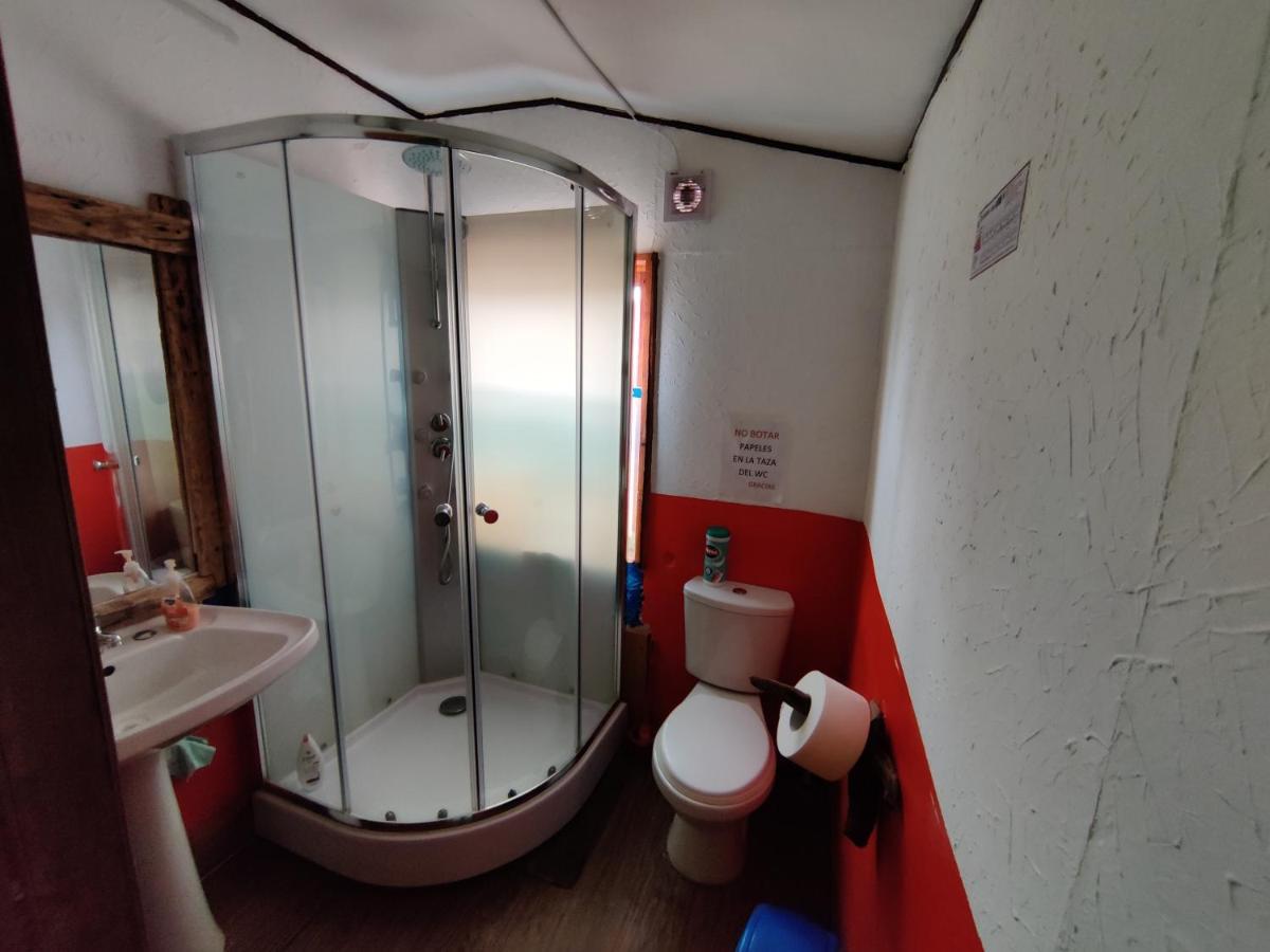 Hosteria Huemules Puerto Guadal Ngoại thất bức ảnh